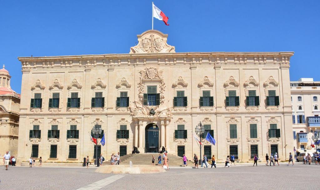 Luxurious 2Br Apartment In Valletta Exteriör bild