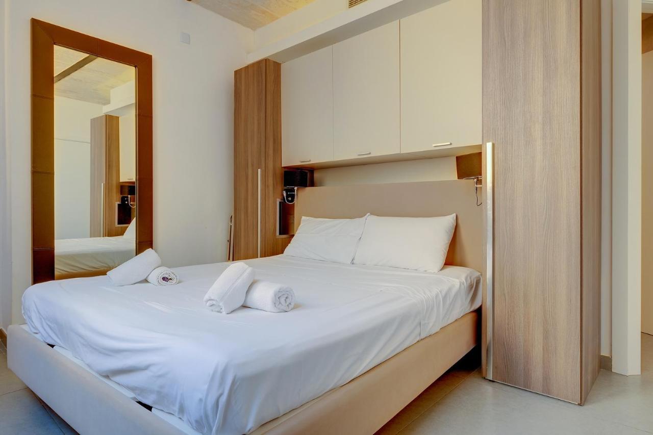 Luxurious 2Br Apartment In Valletta Exteriör bild